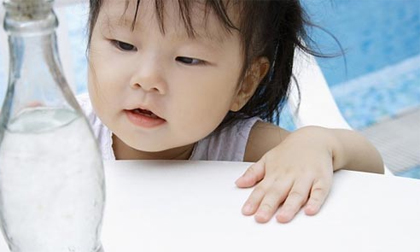 Con không uống nước, mẹ đừng chủ quan