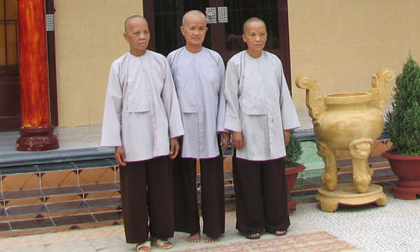 Truy lùng người đàn bà bí ẩn gây mê giết người hàng loạt