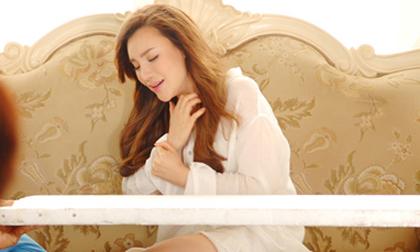 Hồ Quỳnh Hương đau khổ, khóc nghẹn vì tình yêu