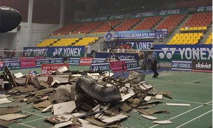 Sập nhà thi đấu Phan Đình Phùng tại tp. HCM