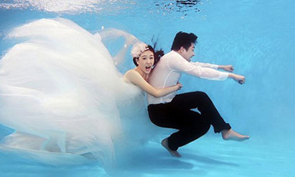 “Cơn sốt” chụp ảnh cưới dưới nước khiến giới trẻ mê mẩn