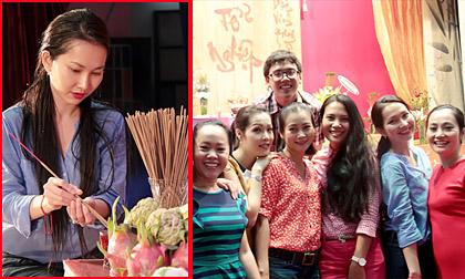 Kim Hiền hạnh phúc bên đồng nghiệp trong ngày giỗ Tổ