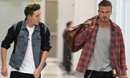 Cha con Beckham như hai mẫu nam sải bước giữa... sân bay