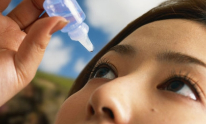 Cảnh giác với bệnh đau mắt đỏ khi thời tiết chuyển mùa