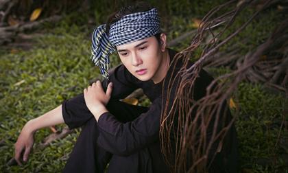 Khắc Minh (X-Factor) hóa chú Cuội cực điển trai