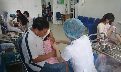Từ 15/9, tiêm vắc-xin sởi-rubella miễn phí cho 23 triệu trẻ