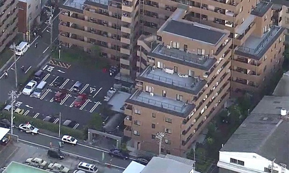 Hai nữ sinh tiểu học nhảy lầu tự sát gây chấn động