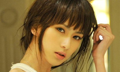 Tiền của tôi đã làm em biến chất