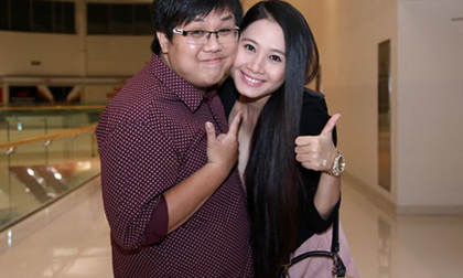 Vợ chồng Gia Bảo đi đón 'Sát thủ tháng mười một'