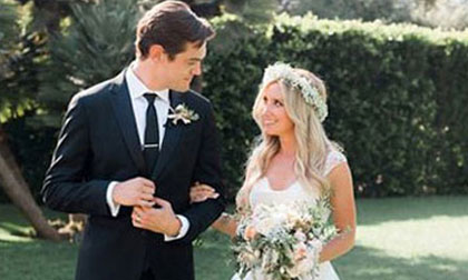 Sao phim 'High School Musical' bất ngờ tổ chức đám cưới