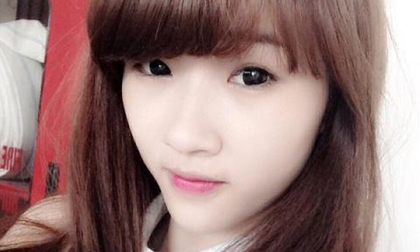 Dậy sóng với dung nhan hot girl bánh tráng trộn Hà Nội