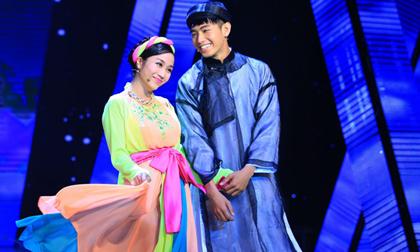 Ốc Thanh Vân diện áo tứ thân, nhí nhảnh khoe bụng bầu 5 tháng