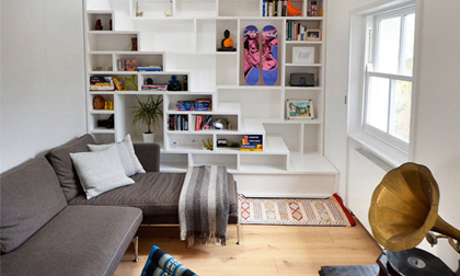 Tủ cầu thang 'cứu cánh' cho nhà nhỏ hẹp