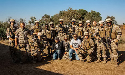 'Chiến tuyến 37': Loài người đối đầu với quái vật ngoài hành tinh