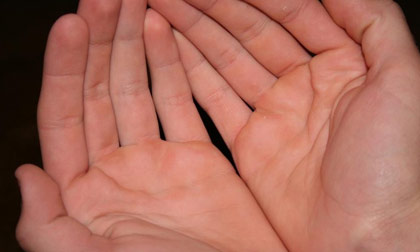 5 kiểu bàn tay của người có số giàu sang