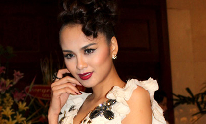 6 lỗi trang điểm đến... hoa hậu cũng mắc phải!