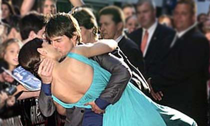 11 lý do nên yêu và cưới đàn ông lùn