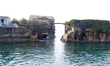 10 hòn đảo kỳ lạ nhất thế giới