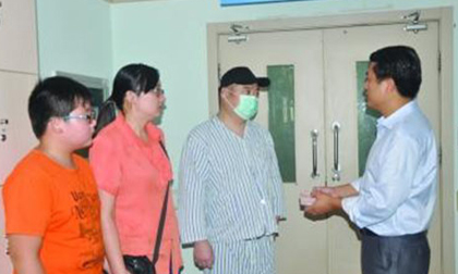 Bé lớp 5 một tháng tăng 10kg để hiến tuỷ cứu cha