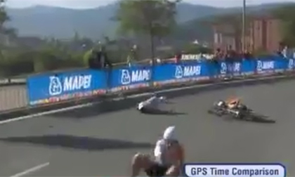 Thót tim tai nạn liên hoàn của đội xe đạp