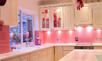 Những mẫu kính tường bắt mắt cho phòng bếp (Phần 2)