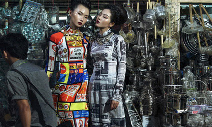 Thanh Thủy - Huỳnh Nu "đọ dáng" với áo dài giữa chợ