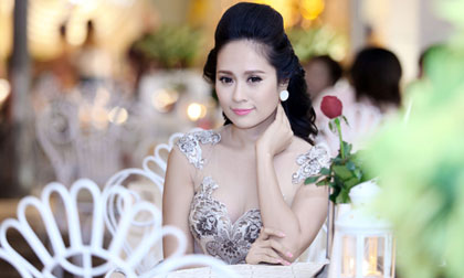 Thanh Thúy xinh như công chúa với váy dạ hội lộng lẫy