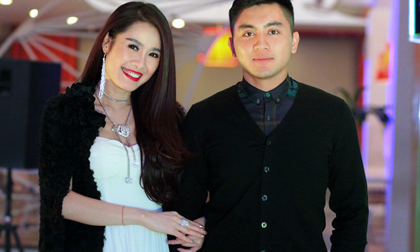 Quế Vân công khai tình tứ với trai trẻ