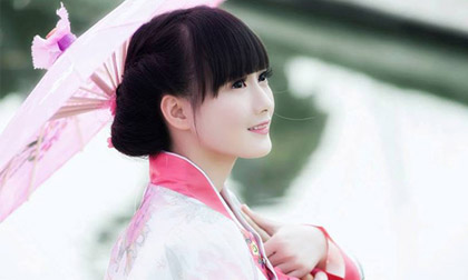 Nữ sinh 10X xinh như diễn viên Hàn