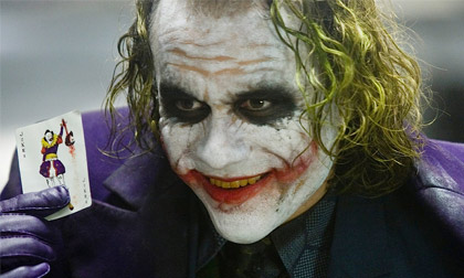 Vô cùng yêu thương, vô cùng tàn nhẫn