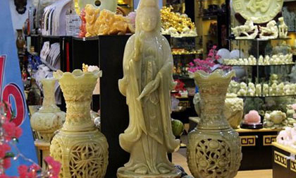 Lóa mắt trước những món quà tết tiền tỷ ở Hà Nội