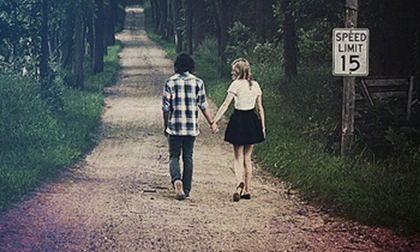 Đừng bao giờ quá lệ thuộc vào tình yêu