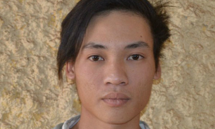 "Mặt búng ra sữa" đã dám hiếp dâm giữa ban ngày