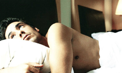 Đầu "cậu nhỏ" có bọng nước, không đau là bệnh gì?