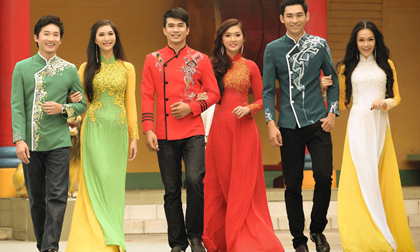 Dàn "trai thanh gái tú" tưng bừng trưng diện áo dài đón xuân