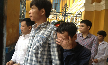 Bóp “của quý” người nước ngoài để "chôm" tài sản