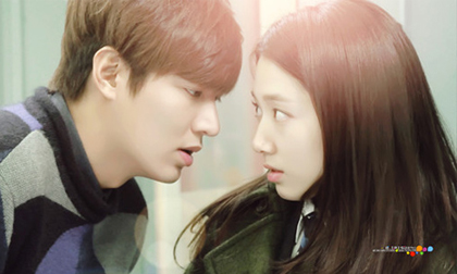 8 cặp đôi làm mưa làm gió màn ảnh Hoa – Hàn