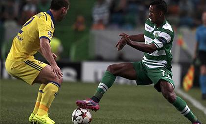 Pha giật gót đẳng cấp của Nani cho... trọng  tài