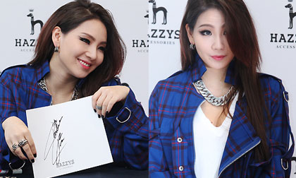 CL (2NE1) như 'ba lô di động' với áo khoác đầy dây đai