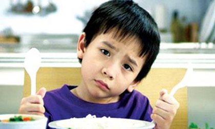 Bật mí chiêu giúp bé hết biếng ăn