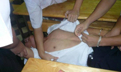 Đi chơi tối, nam thanh niên bị cưỡng hiếp tập thể giữa đường