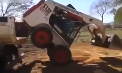 Ngạc nhiên với kiểu xe xúc thời hiện tại