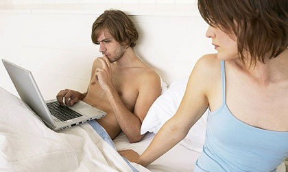 “Cô ấy là con dâu bố mẹ chứ có phải vợ con đâu!”