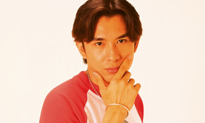 Lộ ảnh thuở vào nghề với mái tóc 'kinh điển' của Đan Trường