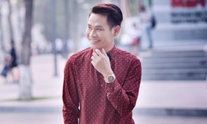 MC Hồng Phúc khoe vẻ lịch lãm ở Thủ đô