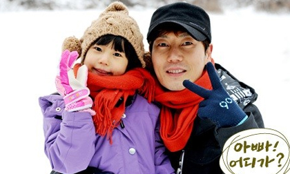 Bố mẹ sao nhí Kpop bị chỉ trích tham tiền 