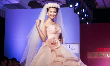 Vắng chú rể, Thanh Hằng vẫn rạng rỡ làm 'cô dâu'