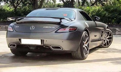 Nhà chồng Hà Tăng khoe siêu xe 14 tỷ duy nhất Việt Nam