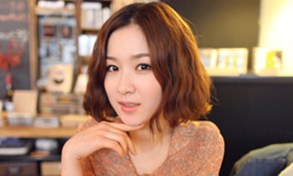 Nhan sắc của 8X 'huyền thoại' trong giới hot girl Hàn Quốc