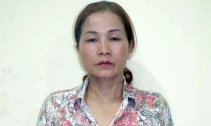 Đến tòa ly hôn, vợ đâm chết chồng